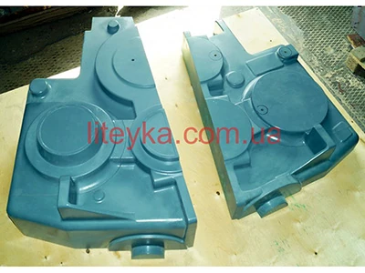 Half-moulds for casting tooling for gearbox housing