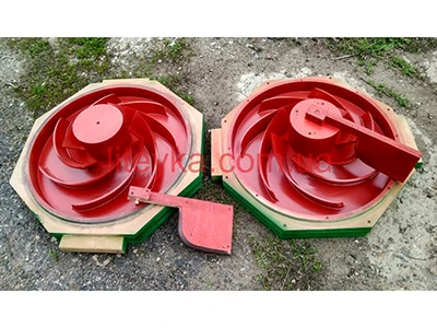 Core box with removable impeller blades