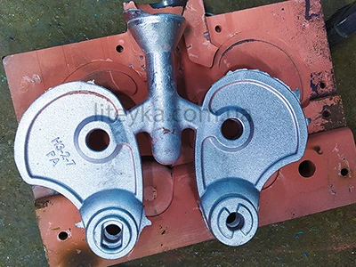 Кокіль куща кронштейнів