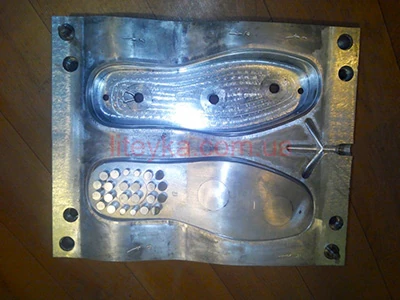 Верхня частина прес-форми гумової підошви