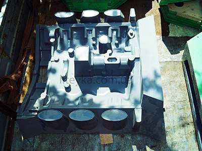 Нижня напівформа модельного комплекту блок-картера